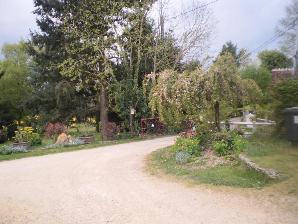 Camping Le Bois Jahan Brunelles المظهر الخارجي الصورة
