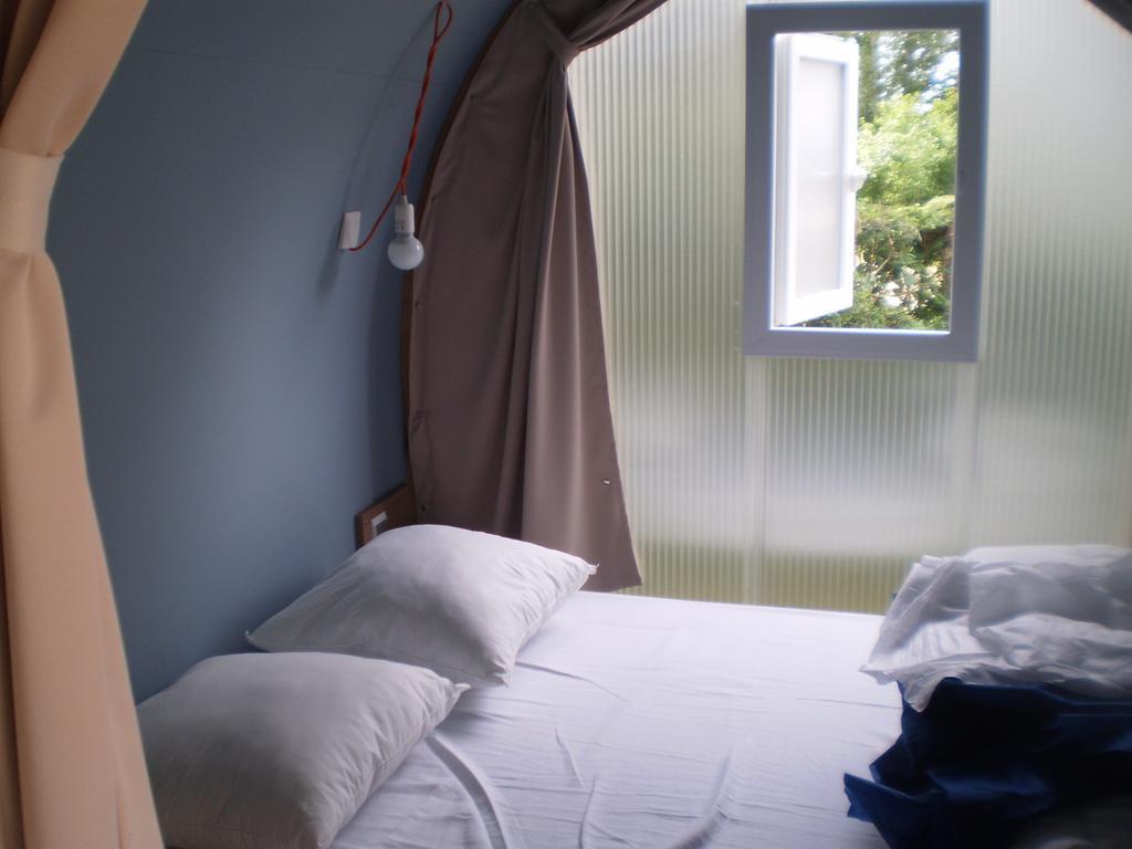 Camping Le Bois Jahan Brunelles الغرفة الصورة