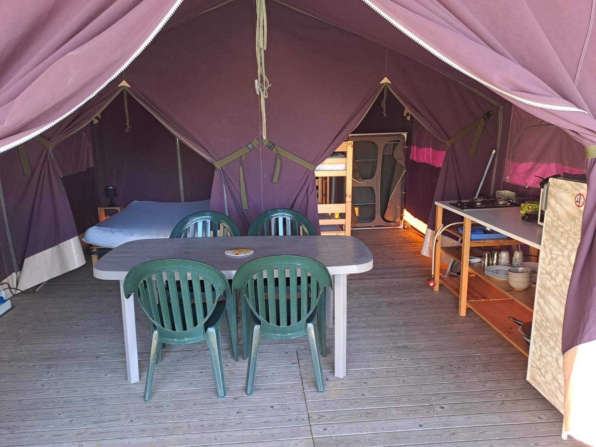 Camping Le Bois Jahan Brunelles المظهر الخارجي الصورة